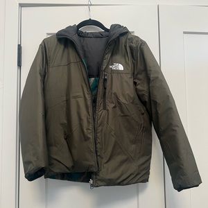 Boys North Face Reversible Winter Jacket, Size L